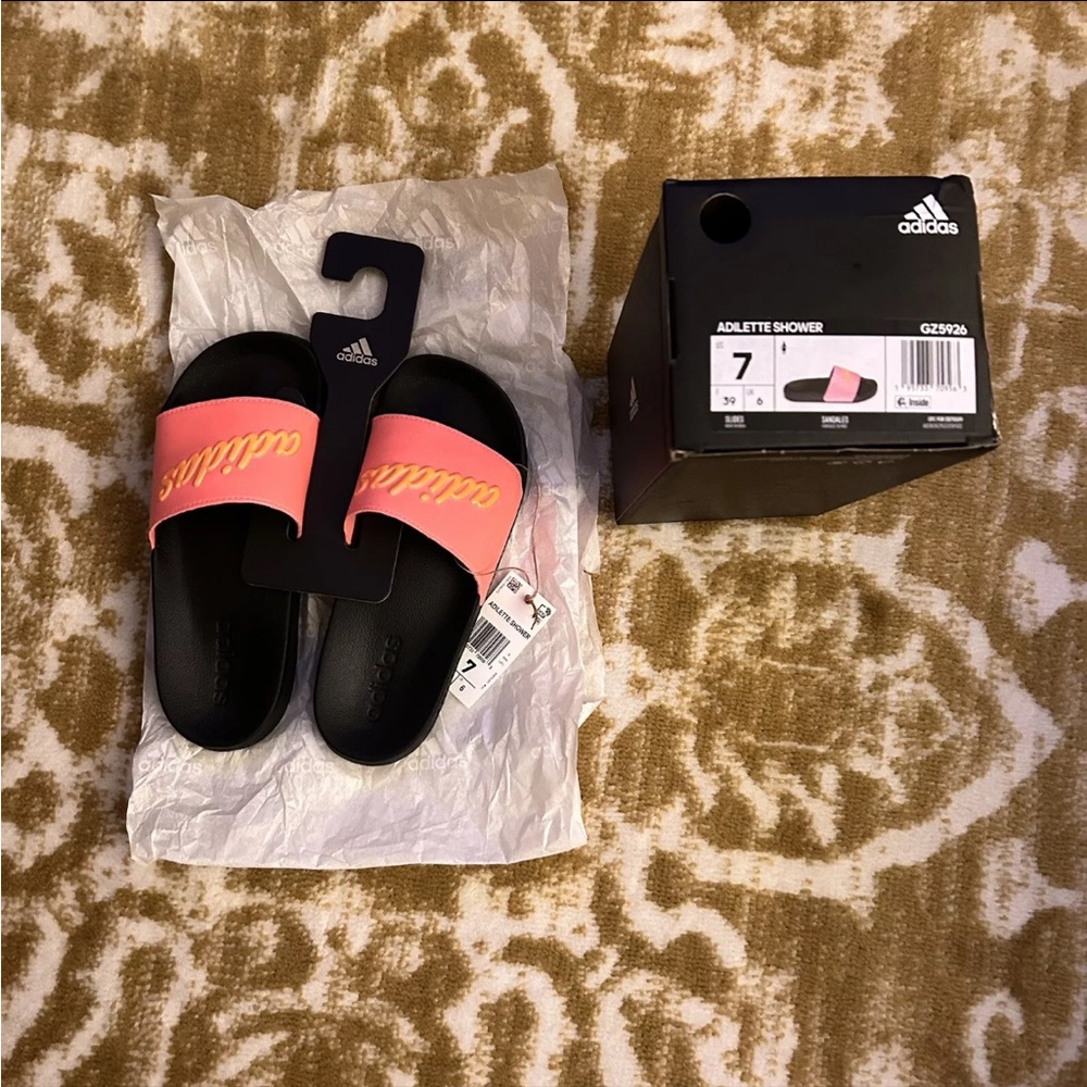 BNWT pink Adidas Adiellette shower slides size 7